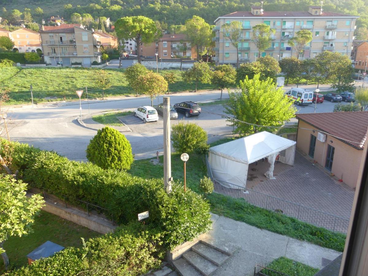 Amadeus Pinolo Apartment Gubbio Exterior photo